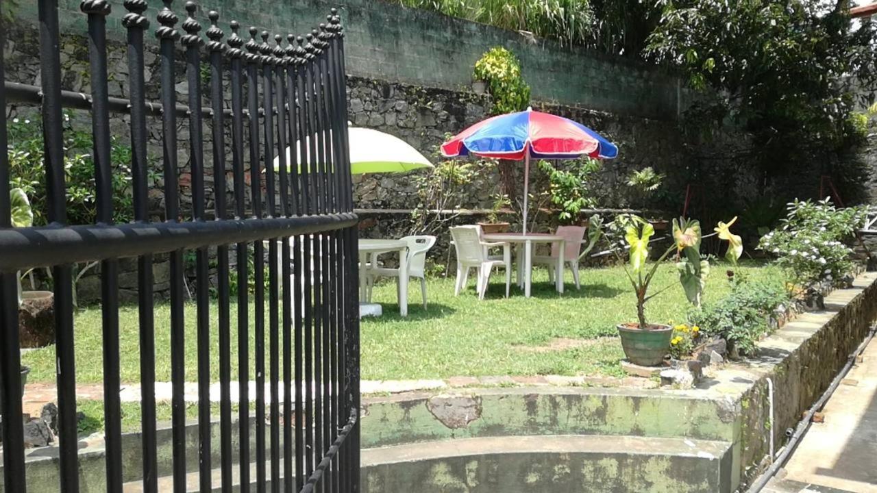Kandy La Grande Holiday Resort Exterior photo