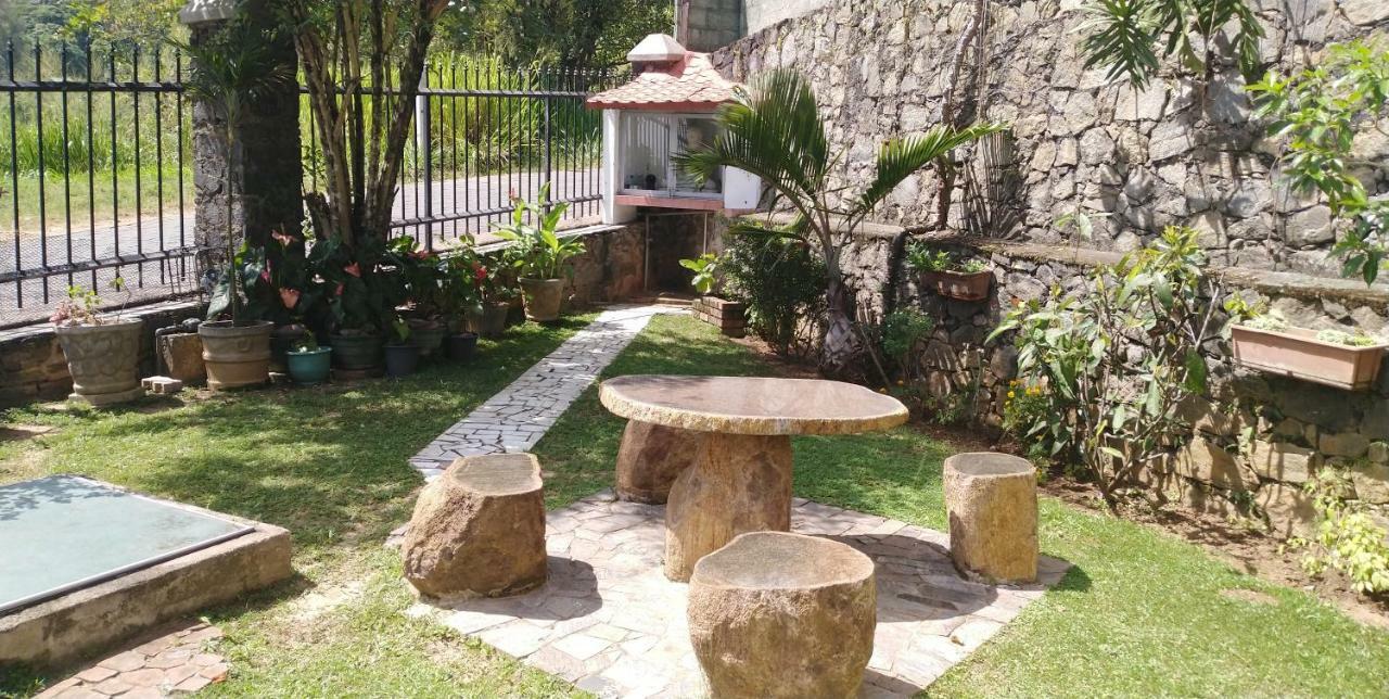 Kandy La Grande Holiday Resort Exterior photo